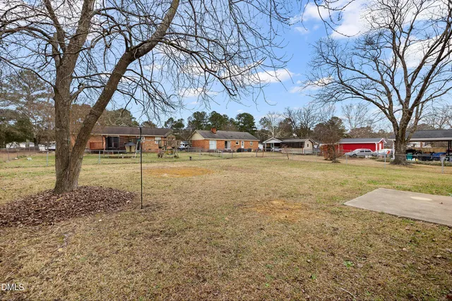 $1,550 | 303 Wren Lane, Clayton, NC 27520