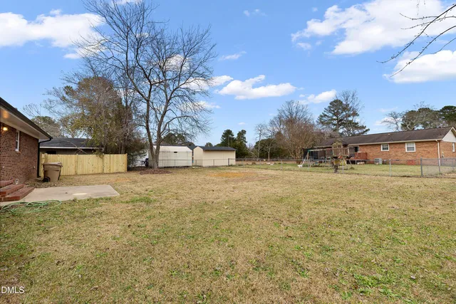 $1,550 | 303 Wren Lane, Clayton, NC 27520