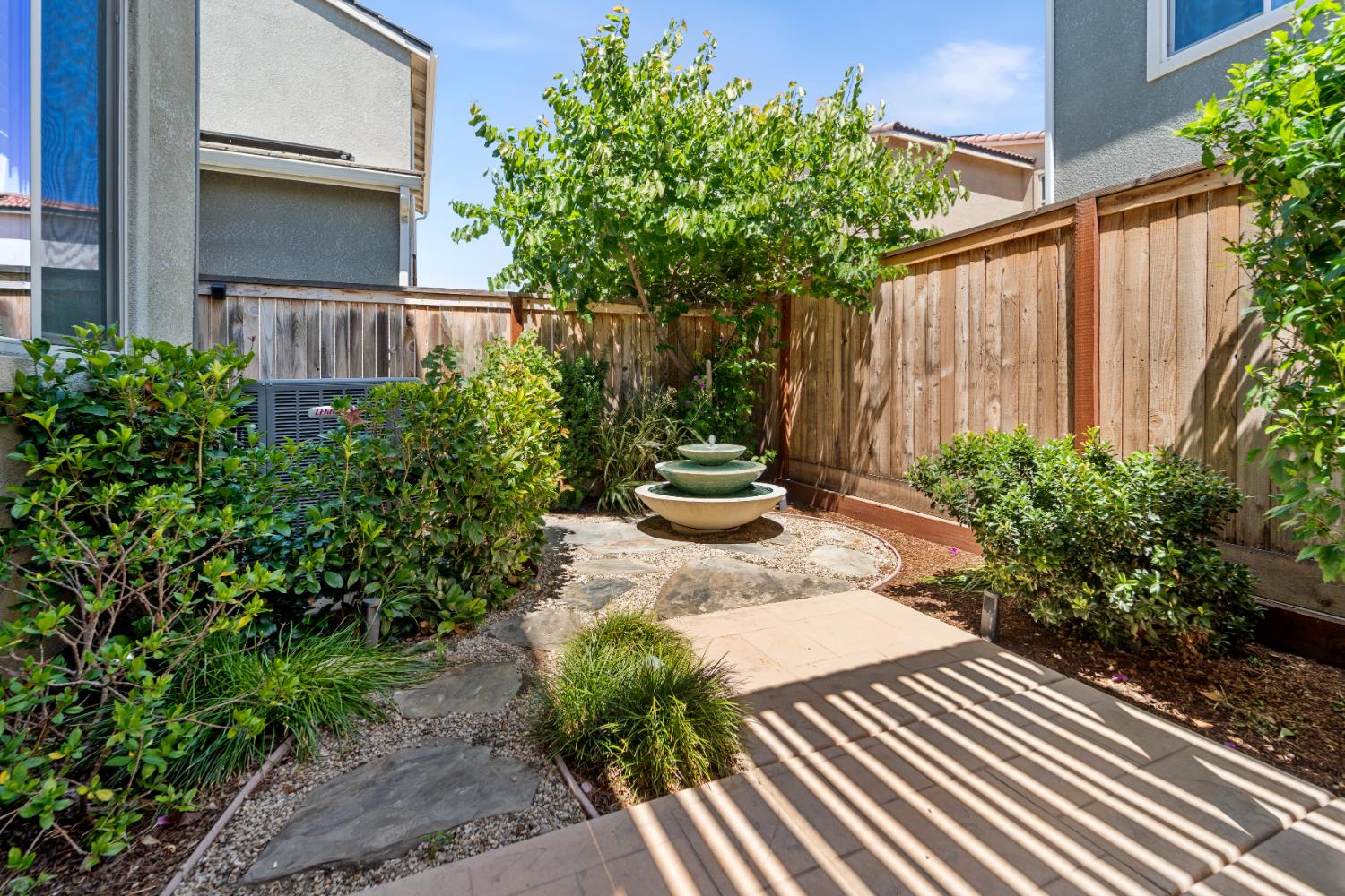 4301 San Miguel Road Madera, CA 93636 - Photo 39 of 60 a backyard of a house with lots of green space