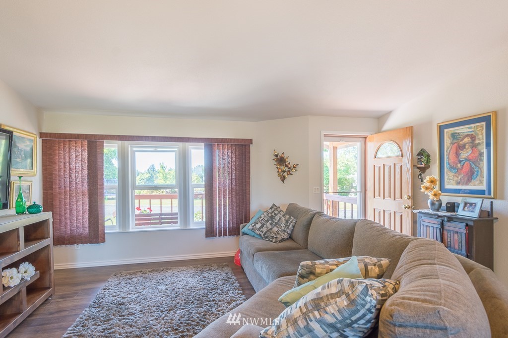 856 Spencer Road Toledo, WA 98591 - Photo 4 of 19