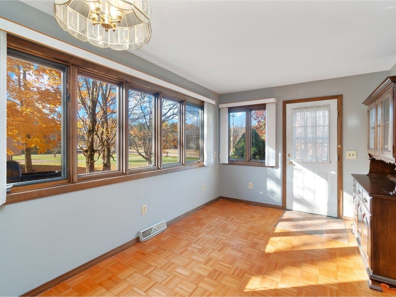 274 Highway 7 Highgate, VT 05488 - Photo 11 of 33