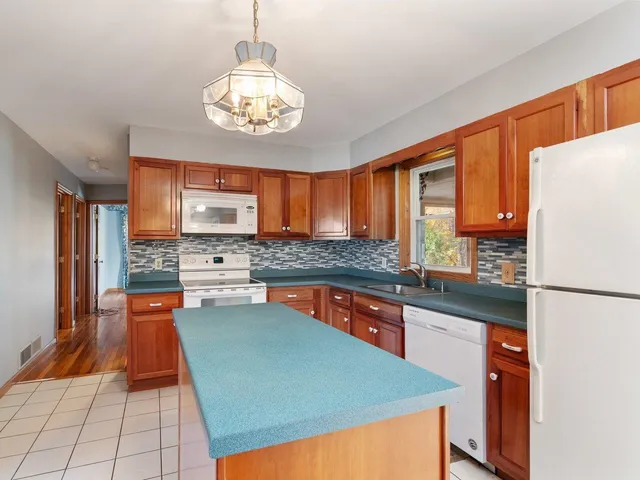 $350,000 | 274 Highway 7, Highgate, VT 05488