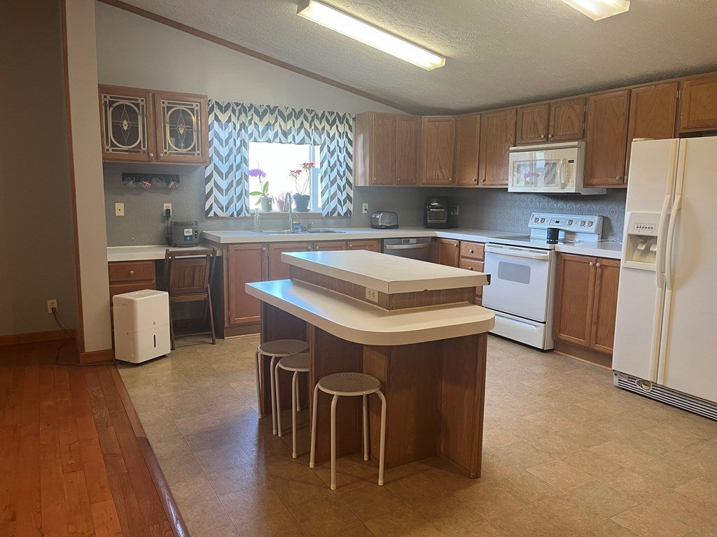 15393 Mountain Spring Road Abingdon, VA 24210 - Photo 12 of 61 Gallery Image 12