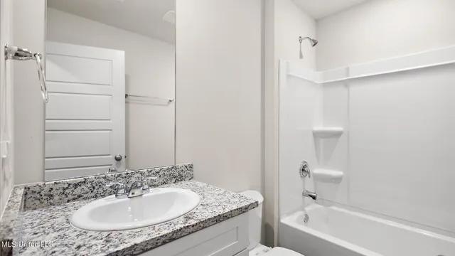 $269,900 | 800 Fairway Avenue, Byram, MS 39272