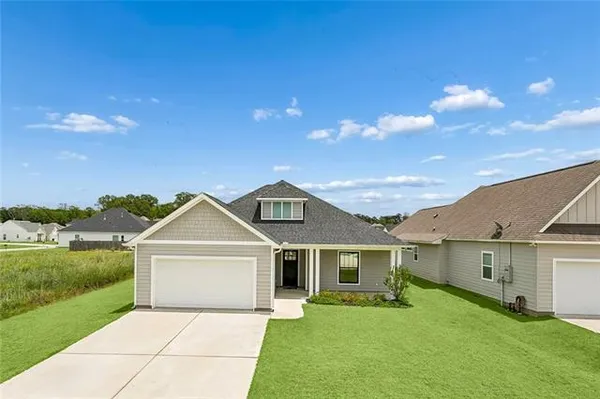 $489,000 | 1305 Abita River Drive, Covington, LA 70433