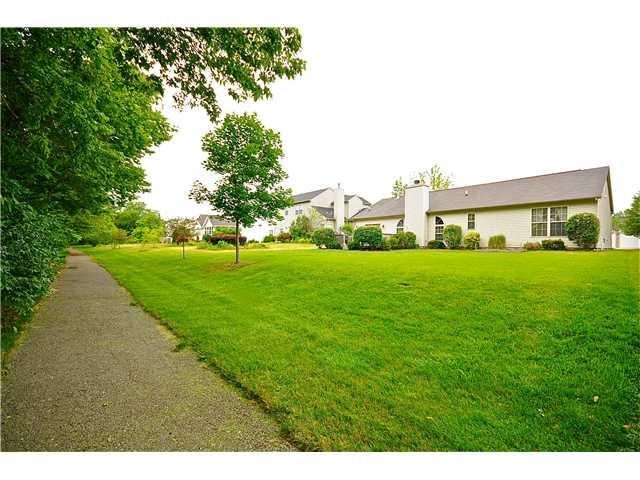 5361 Rippling Brook Way Carmel, IN 46033 - Photo 6 of 23 Gallery Image 6