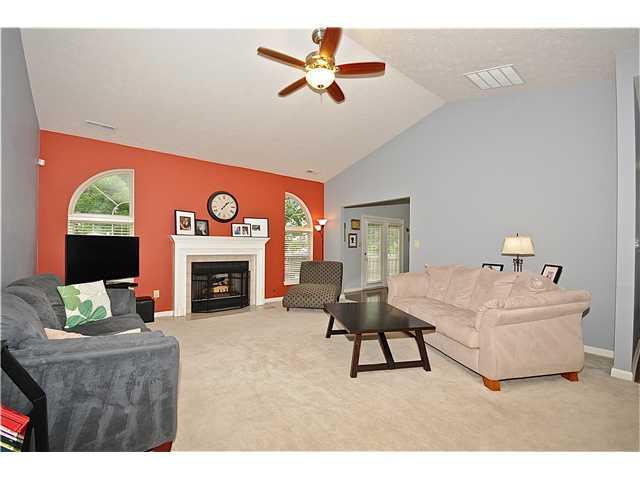 5361 Rippling Brook Way Carmel, IN 46033 - Photo 7 of 23 Gallery Image 7