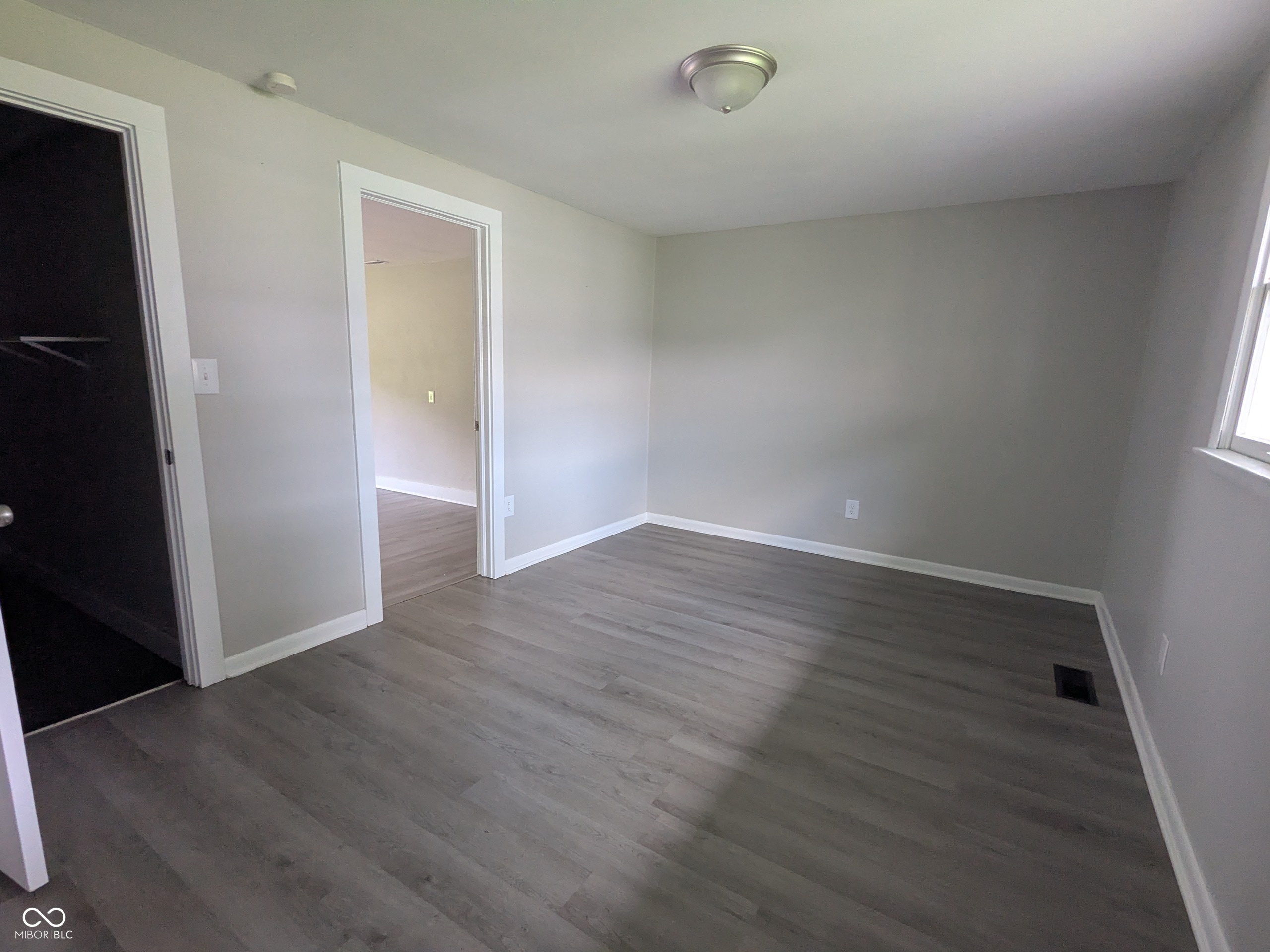 6733 South Cross Street Pendleton, IN 46064 - Photo 5 of 16