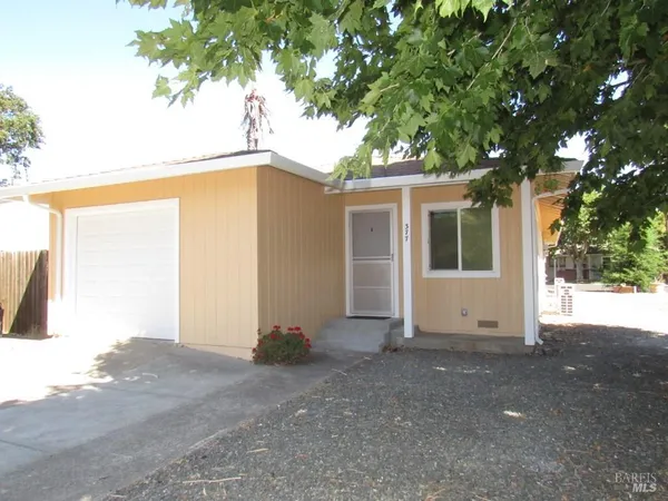 $429,000 | 377 Warren Drive, Ukiah, CA 95482