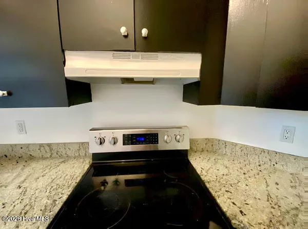 $1,700 | 4240 Wilshire Boulevard, Unit 102E, Wilmington, NC 28403