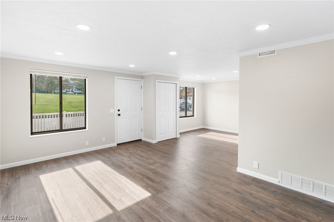 944 Wadsworth Road, Unit H3 Medina, OH 44256 - Photo 4 of 28