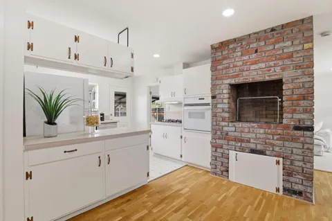 $1,099,000 | 937 Selby Lane, San Jose, CA 95127