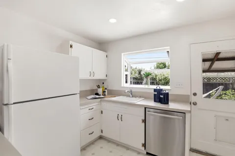 $1,099,000 | 937 Selby Lane, San Jose, CA 95127