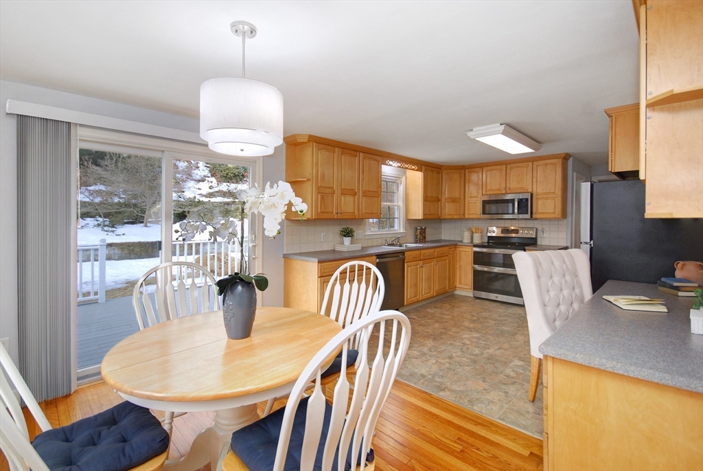 57 Wright Road Concord, MA 01742 - Photo 12 of 42 Gallery Image 12