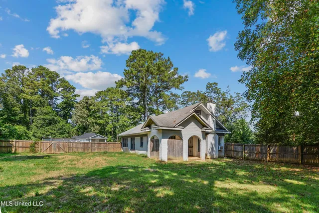 $110,000 | 3827 Poplar Springs Drive, Meridian, MS 39305