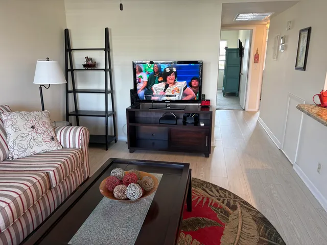 $179,000 | 2024 Rexford B, Unit 2024B, Boca Raton, FL 33434