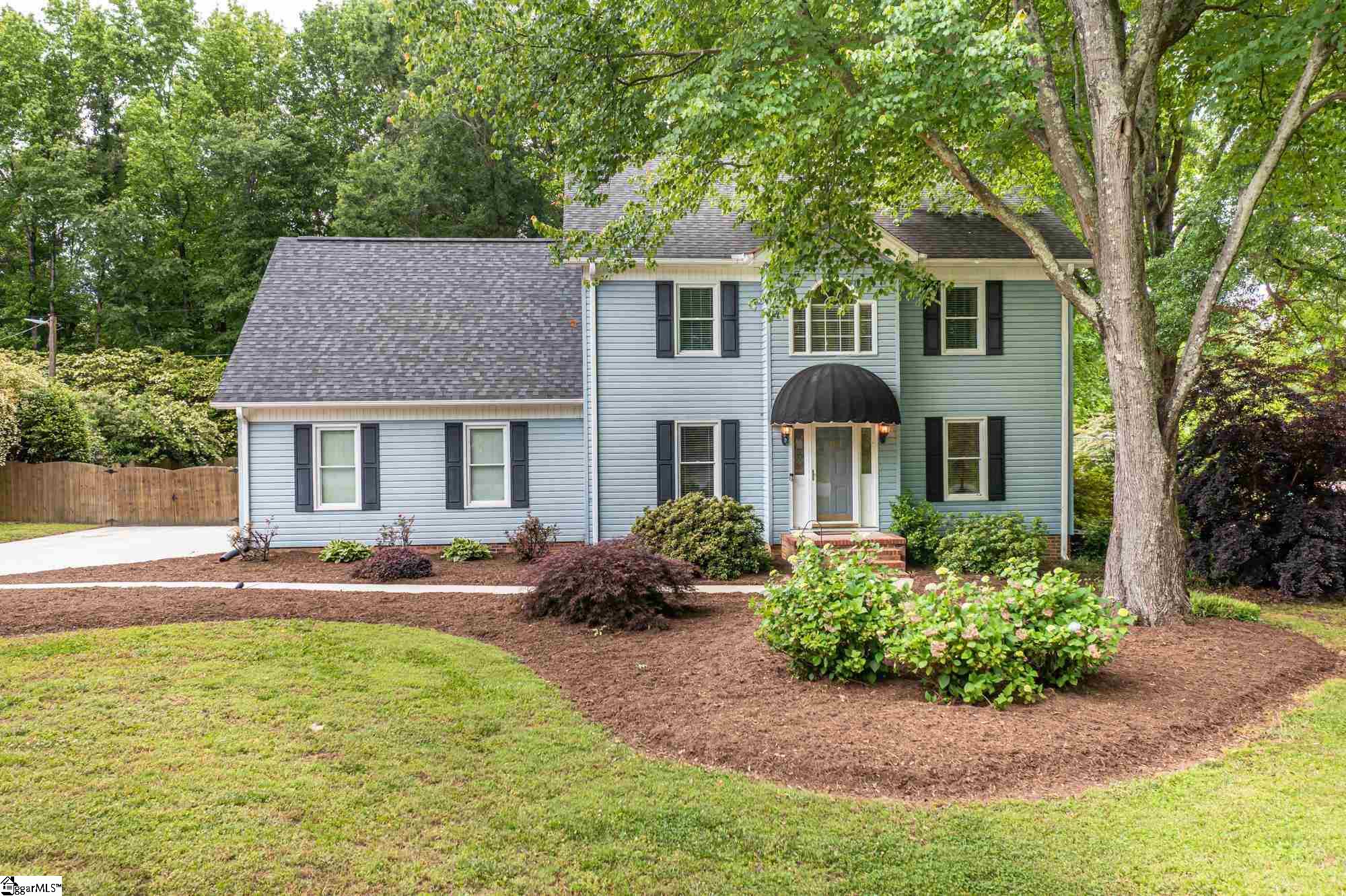 109 Robin Road Simpsonville, SC 29681 - Photo 1 of 32 Gallery Image 1