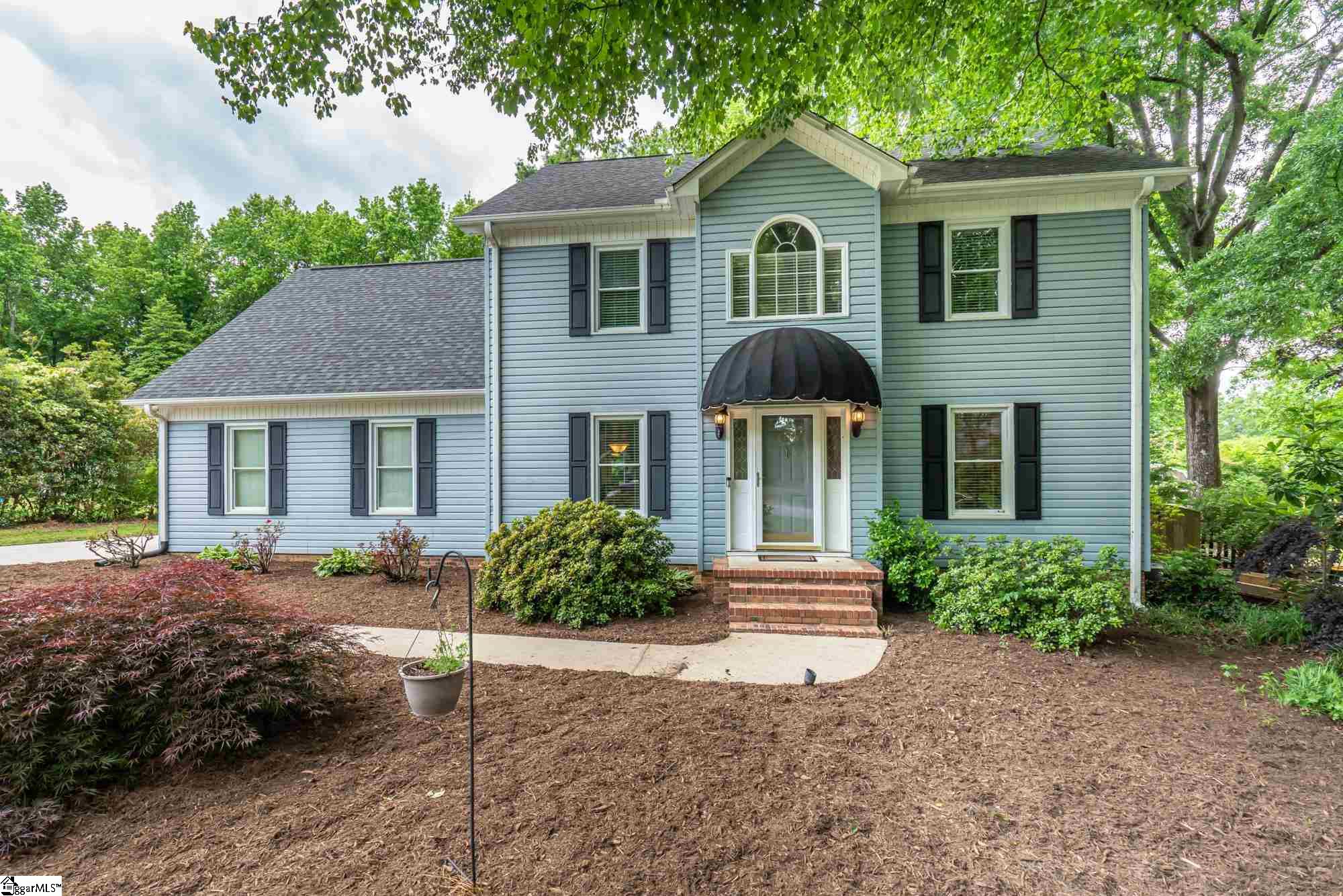 109 Robin Road Simpsonville, SC 29681 - Photo 2 of 32 Gallery Image 2