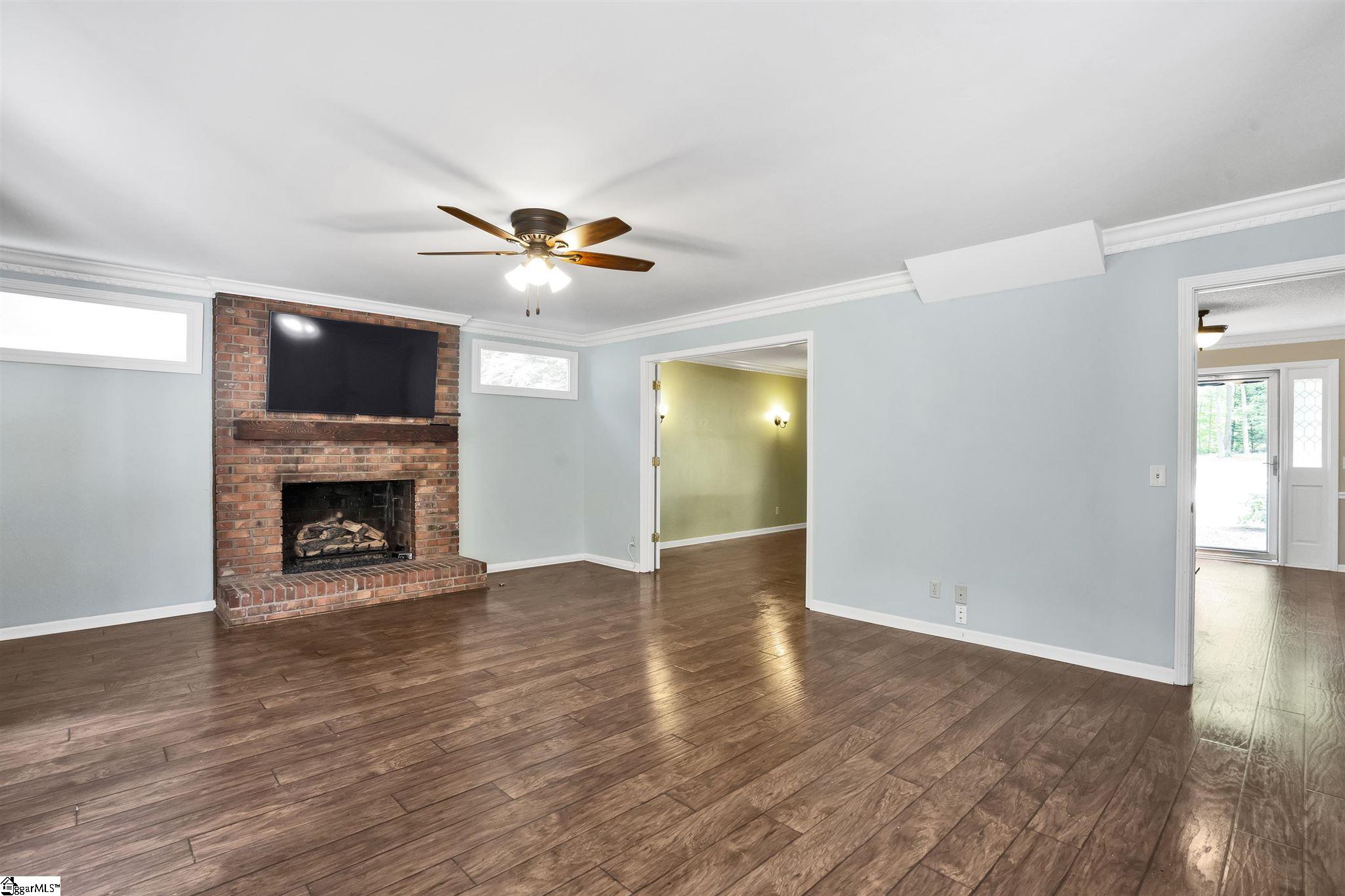 109 Robin Road Simpsonville, SC 29681 - Photo 11 of 32 Gallery Image 11