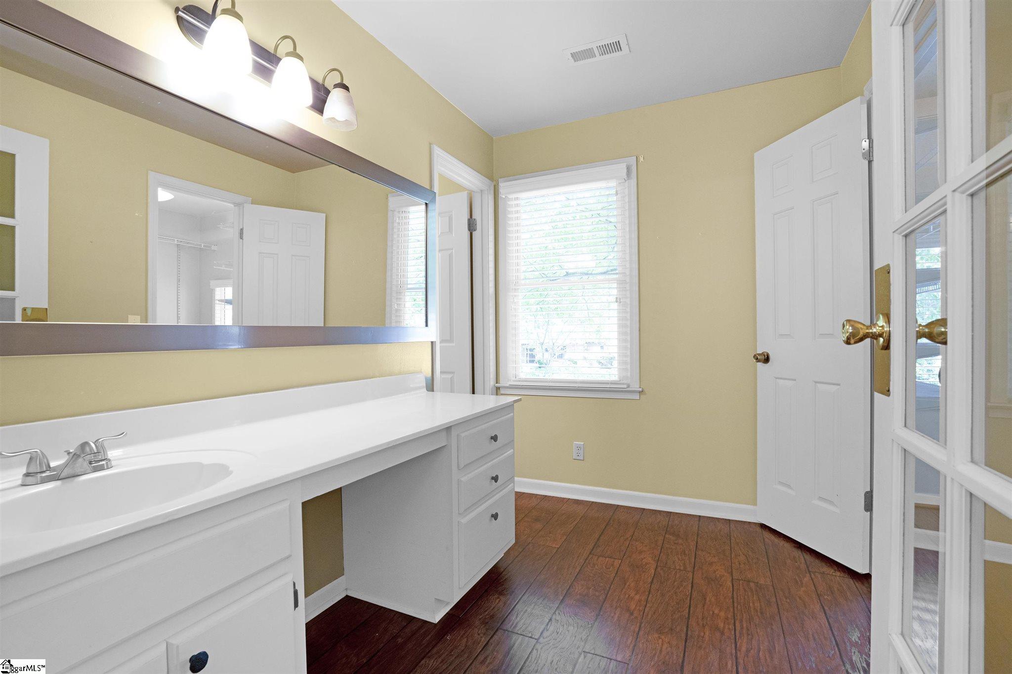 109 Robin Road Simpsonville, SC 29681 - Photo 15 of 32 Gallery Image 15