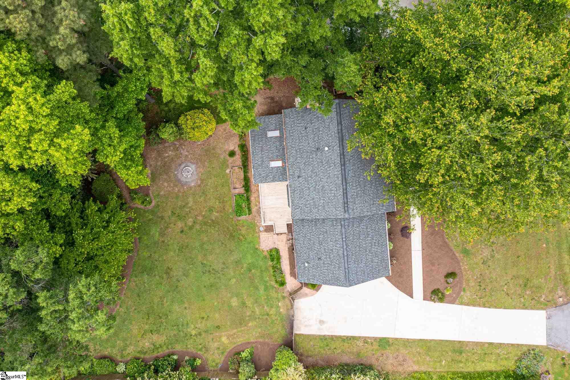 109 Robin Road Simpsonville, SC 29681 - Photo 26 of 32 Gallery Image 26