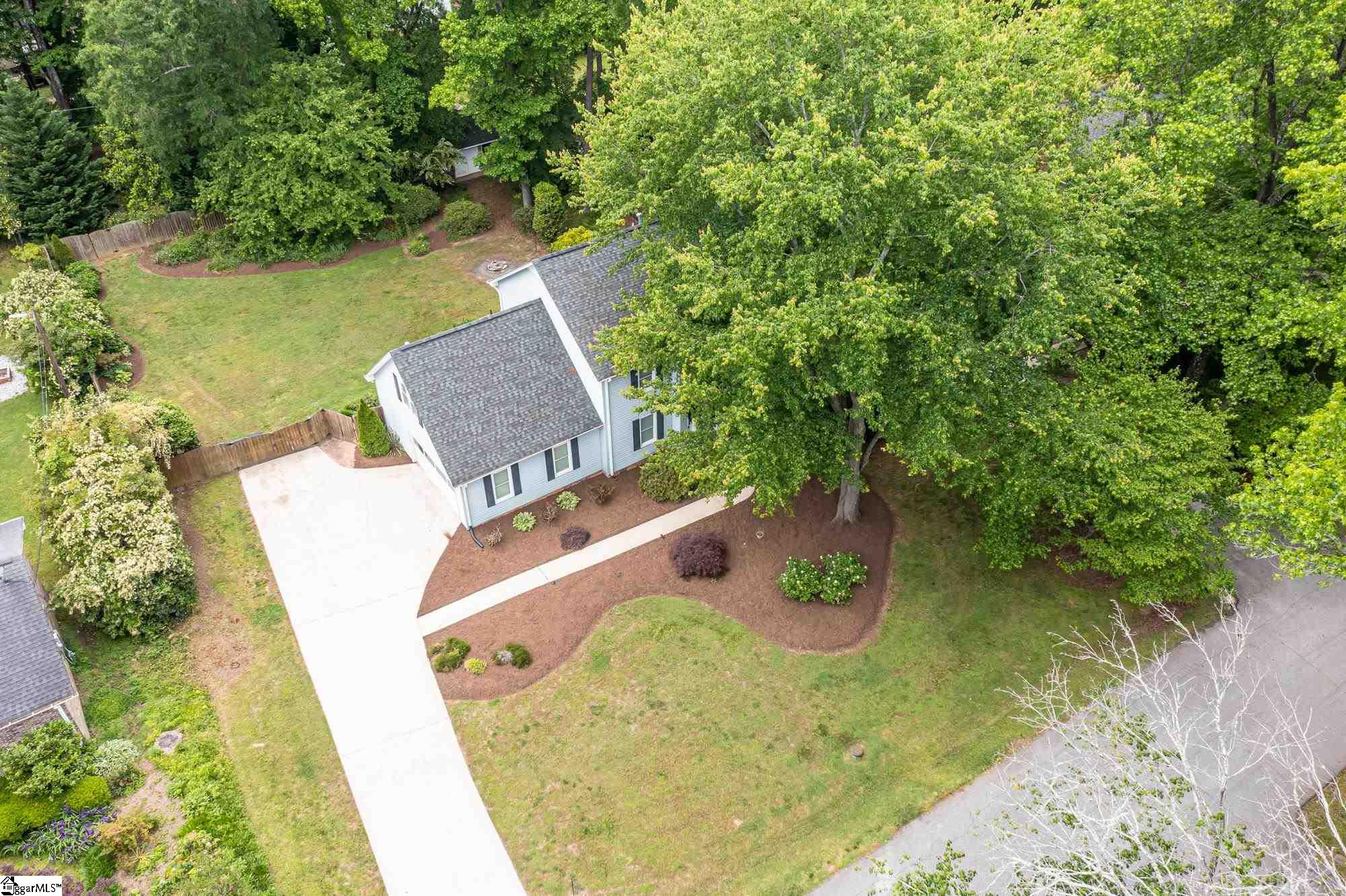 109 Robin Road Simpsonville, SC 29681 - Photo 27 of 32 Gallery Image 27