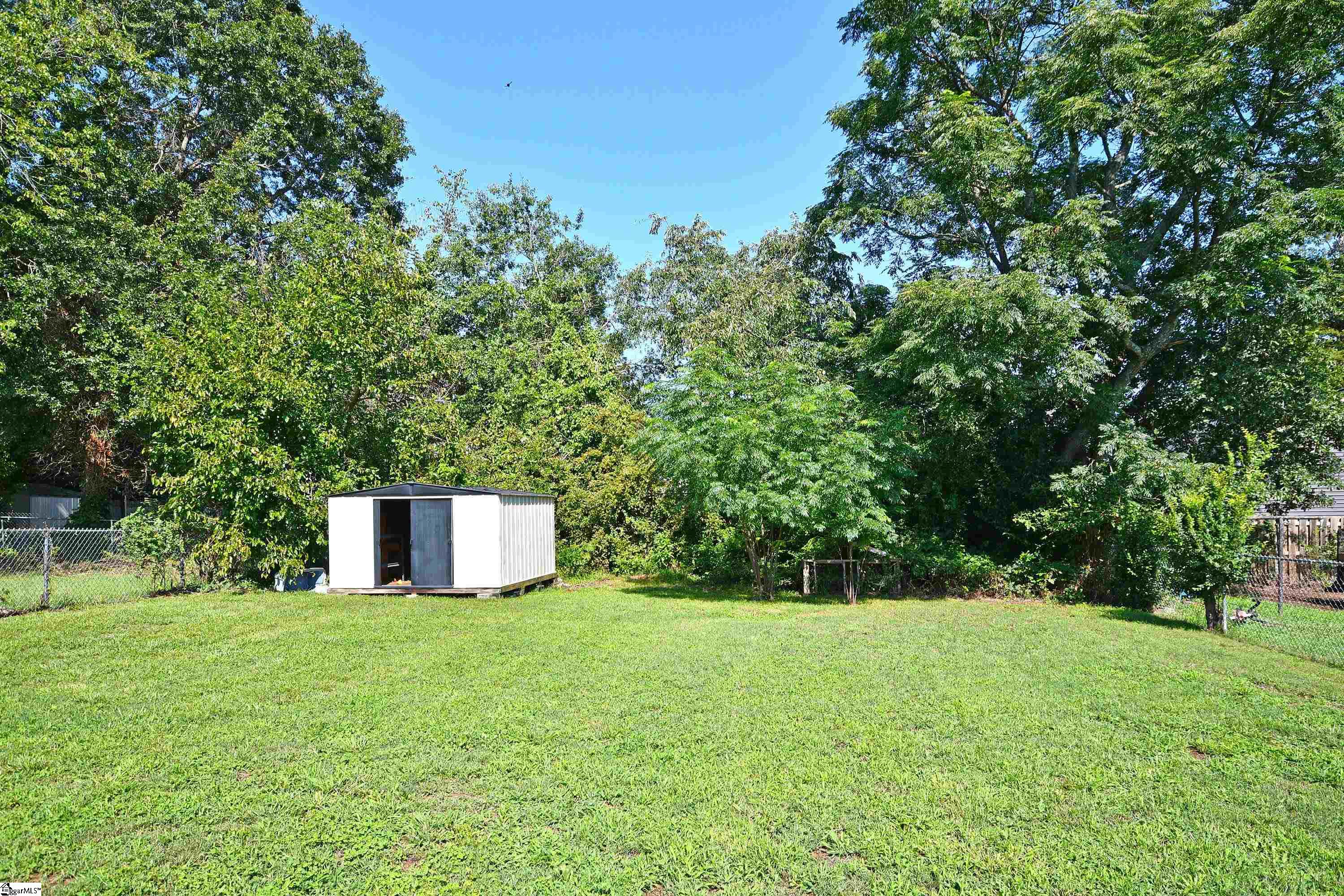 204 Parkins Mill Road Greenville, SC 29607 - Photo 33 of 34