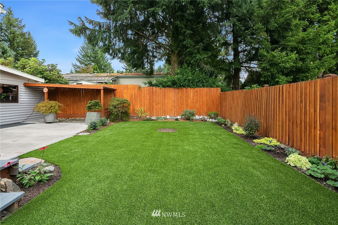 12801 Northeast 190th Place Bothell, WA 98011 - Photo 12 of 16