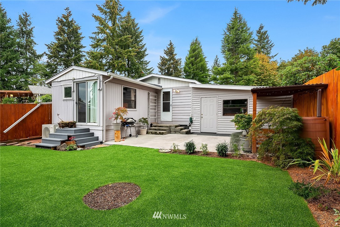 12801 Northeast 190th Place Bothell, WA 98011 - Photo 14 of 16