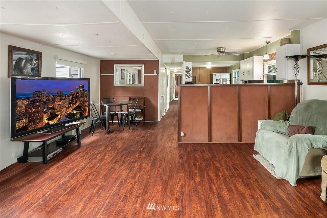 12801 Northeast 190th Place Bothell, WA 98011 - Photo 4 of 16
