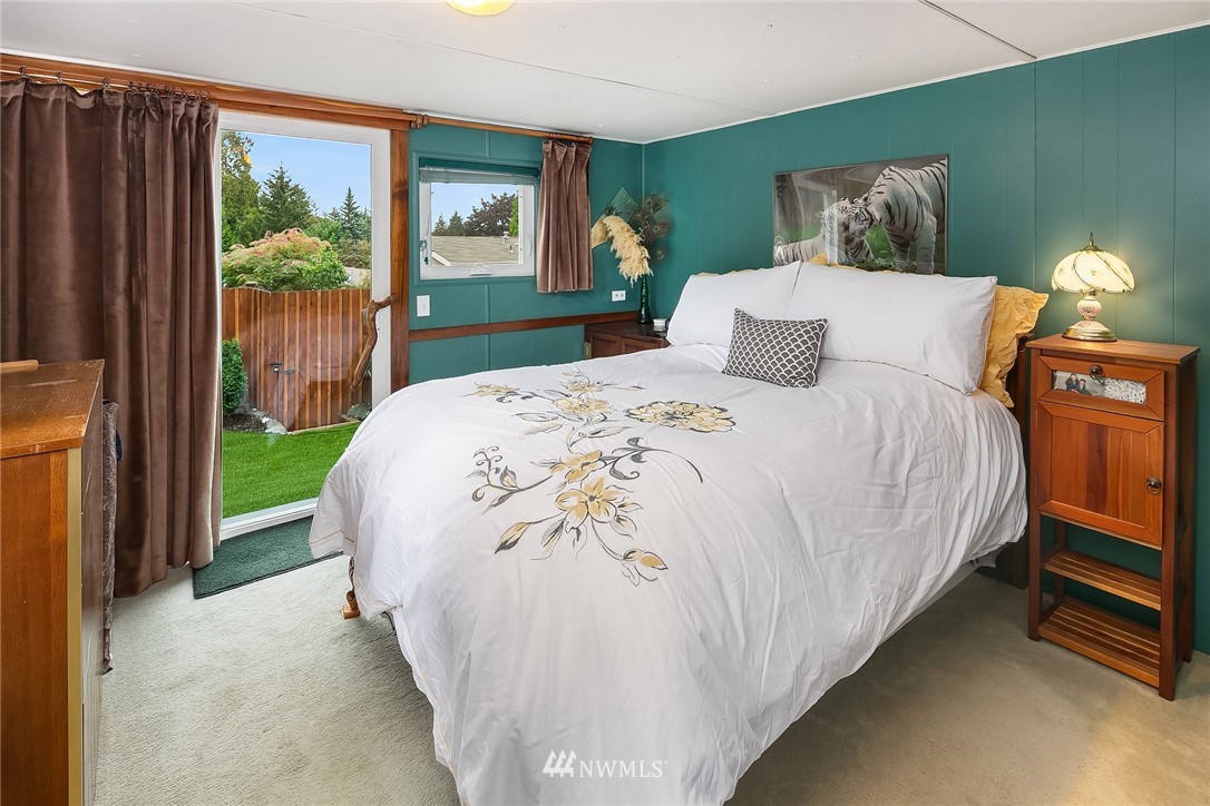 12801 Northeast 190th Place Bothell, WA 98011 - Photo 9 of 16