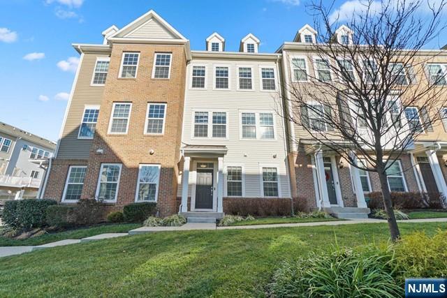 60 Truman Drive Wood-Ridge, NJ 07075 - Photo 2 of 48