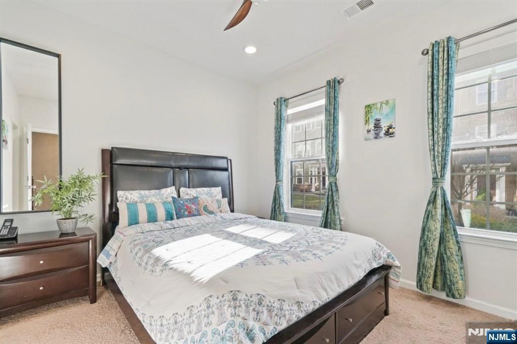 60 Truman Drive Wood-Ridge, NJ 07075 - Photo 5 of 46