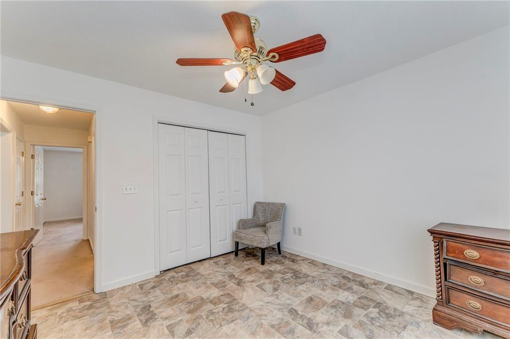 1A Green Acre Road Northeast Rome, GA 30165 - Photo 17 of 29 a chair and a table in a room