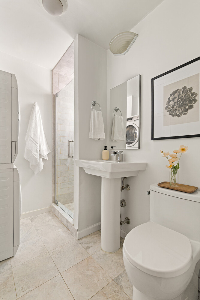 313 East 56th Street, Unit 2C Manhattan, NY 10022 - Photo 6 of 9 Gallery Image 6