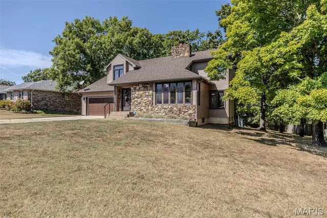 $259,900 | 227 Crestwood Drive, Marshfield, MO 65706