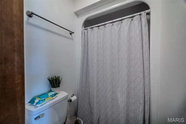 $259,900 | 227 Crestwood Drive, Marshfield, MO 65706