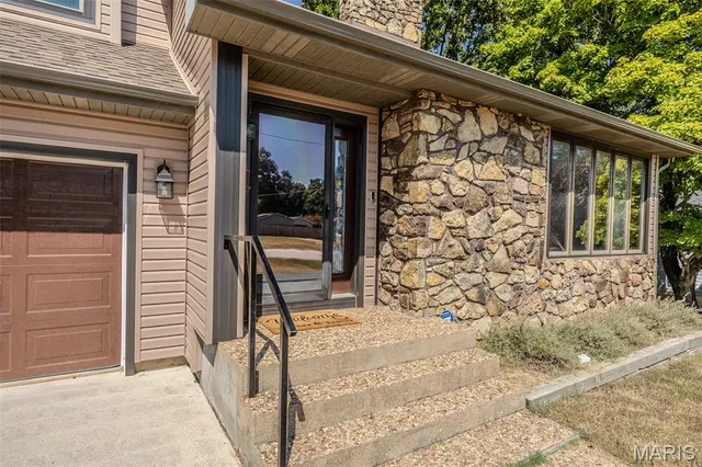 $259,900 | 227 Crestwood Drive, Marshfield, MO 65706