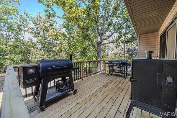 $259,900 | 227 Crestwood Drive, Marshfield, MO 65706