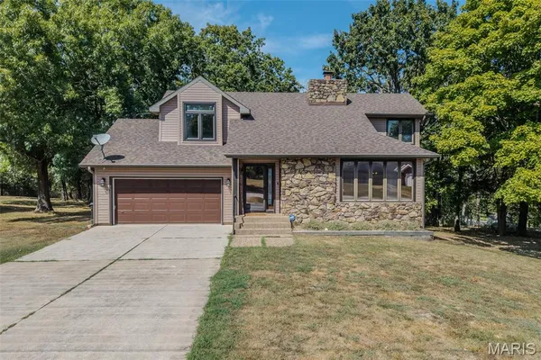 $259,900 | 227 Crestwood Drive, Marshfield, MO 65706