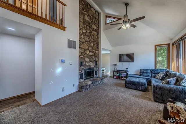 $259,900 | 227 Crestwood Drive, Marshfield, MO 65706