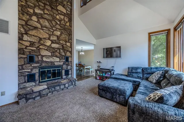 $259,900 | 227 Crestwood Drive, Marshfield, MO 65706