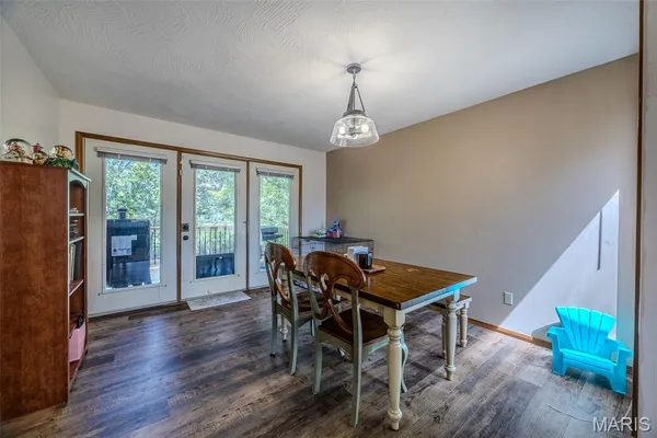 $259,900 | 227 Crestwood Drive, Marshfield, MO 65706