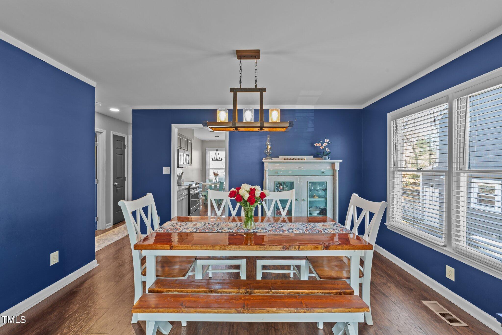 4961 Royal Adelaide Way Raleigh, NC 27604 - Photo 8 of 27 25-web-or-mls-VB4A4038