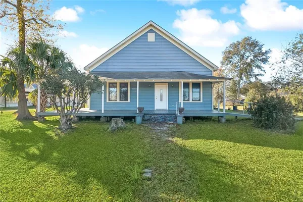$169,900 | 62483 Commercial Street, Roseland, LA 70456