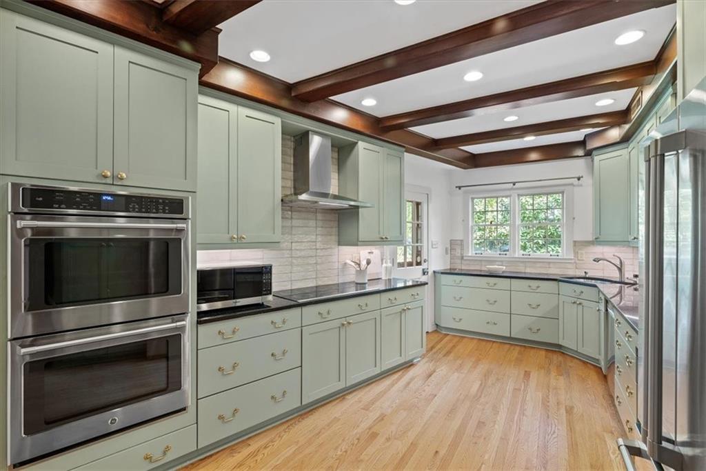 936 Valleyview Road Pittsburgh, PA 15243 - Photo 21 of 50 Gallery Image 21