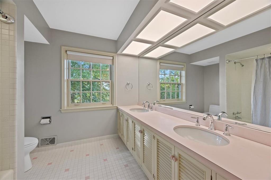 936 Valleyview Road Pittsburgh, PA 15243 - Photo 42 of 50 Gallery Image 42