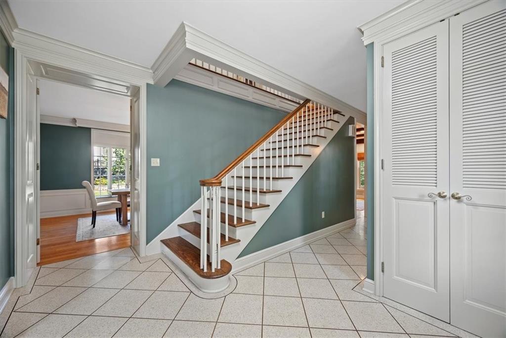 936 Valleyview Road Pittsburgh, PA 15243 - Photo 8 of 50 Gallery Image 8