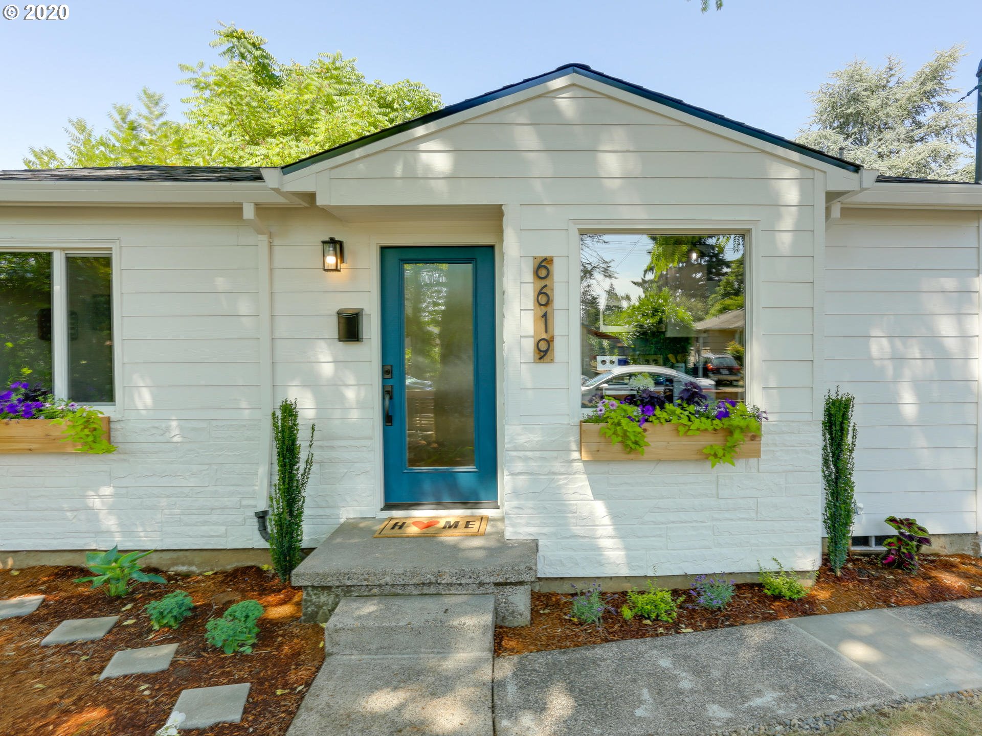 6619 Southeast Knight Street Portland, OR 97206 - Photo 5 of 30