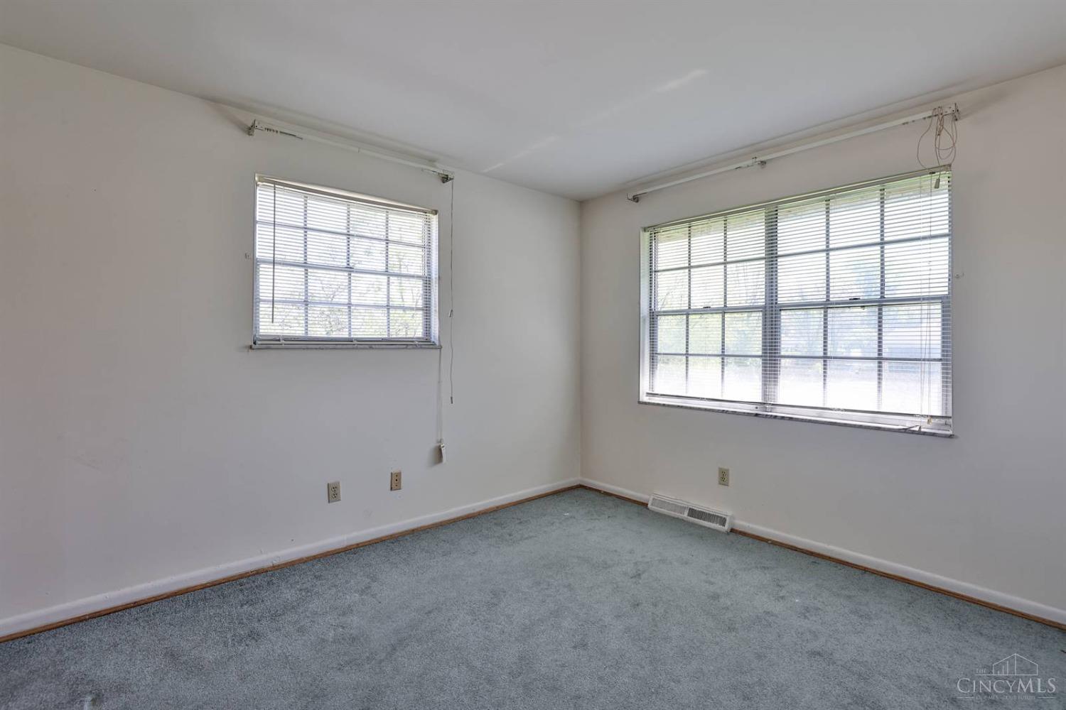 6138 Red Bank Road Cincinnati, OH 45213 - Photo 29 of 31 Gallery Image 29